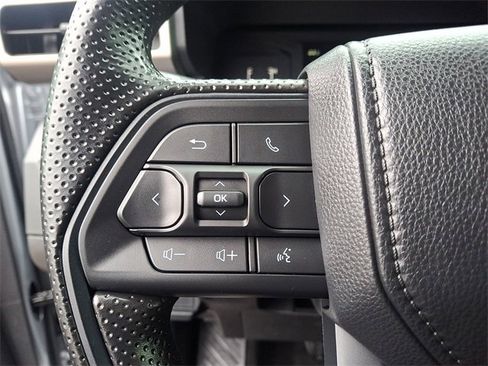 Certified 2025 Toyota Tacoma SR image 19