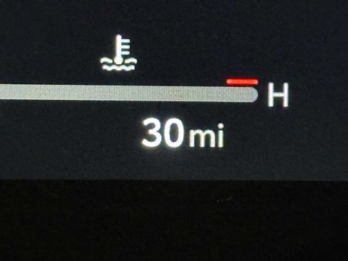 Certified 2026 Toyota Sienna XLE Woodland Edition AWD/4WD image 20