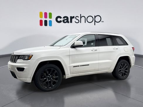 Used 2021 Jeep Grand Cherokee Laredo X image 1