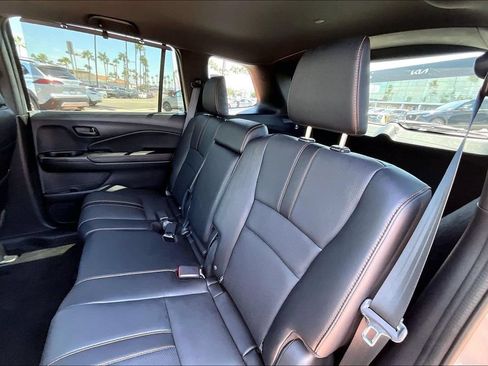 Used 2025 Honda Passport TrailSport image 15