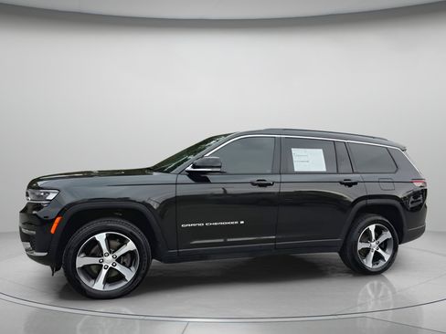 Used 2024 Jeep Grand Cherokee L Limited image 14