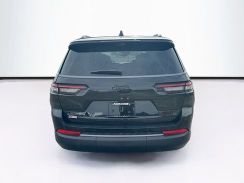 New 2026 Jeep Grand Cherokee L Limited AWD/4WD image 9