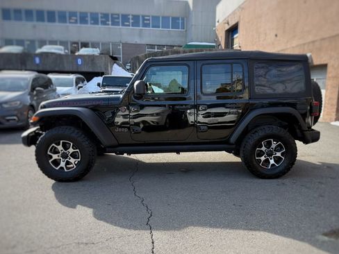 Used 2022 Jeep Wrangler Unlimited Rubicon w/ LED Lighting Group AWD/4WD image 15