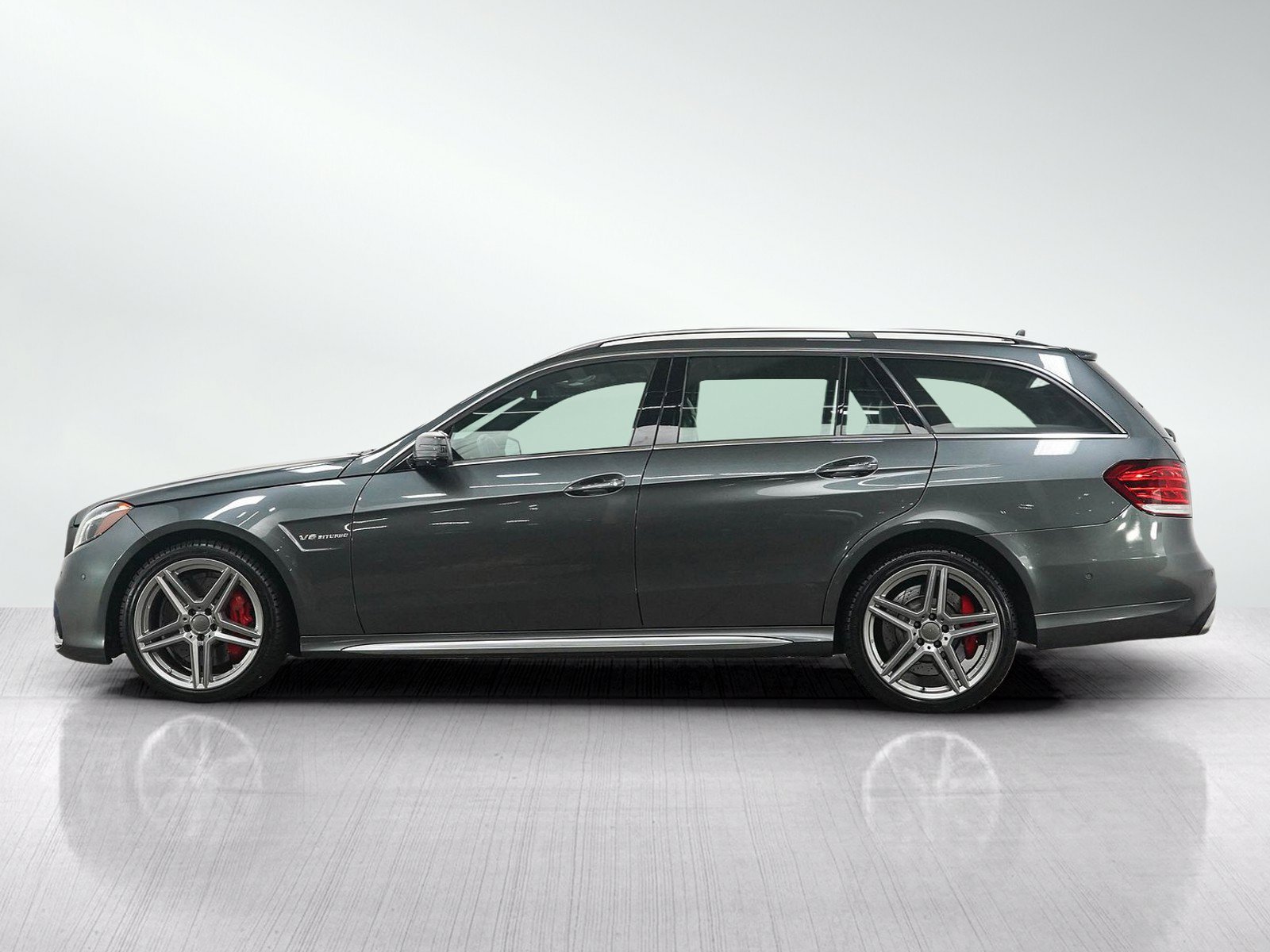 Used 2016 Mercedes-Benz E 63 AMG S-Model image 2