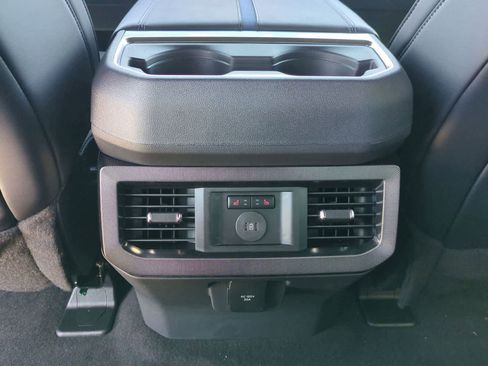 New 2026 Ford F250 Platinum AWD/4WD image 22