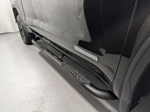 Used 2023 GMC Sierra 1500 Elevation w/ X31 Off-Road Package AWD/4WD image 3