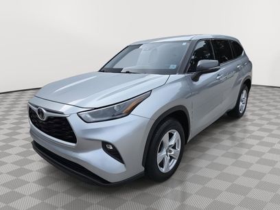 Used 2021 Toyota Highlander LE