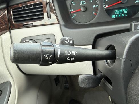 Used 2012 Chevrolet Impala LS image 27
