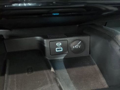 Used 2023 Ford Escape Active w/ Tech Pack #2 AWD/4WD image 10
