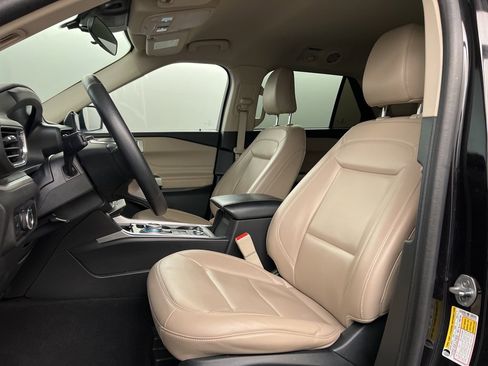 Certified 2023 Ford Explorer XLT w/ Equipment Group 202A image 26