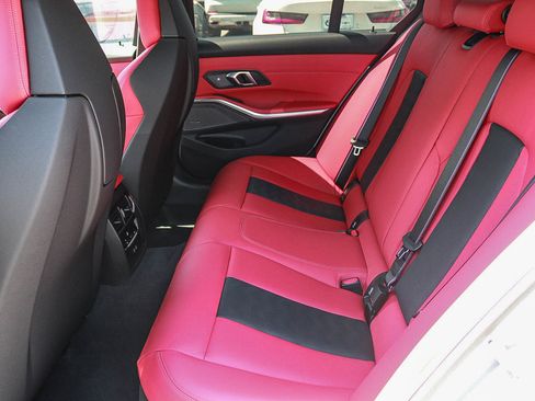 Used 2025 BMW M3 Competition AWD/4WD image 18