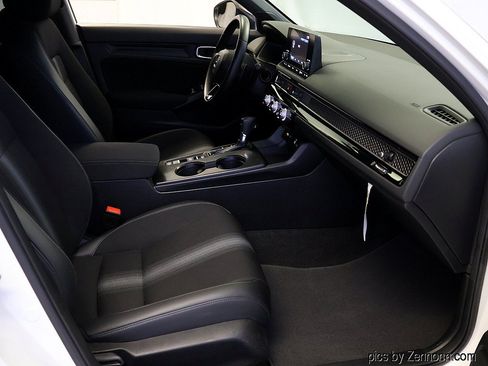 Used 2023 Honda Civic Sport image 34