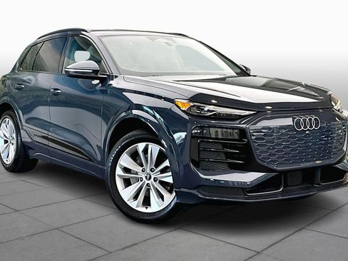 Certified 2025 Audi Q6 e-tron Premium w/ Convenience Package image 2