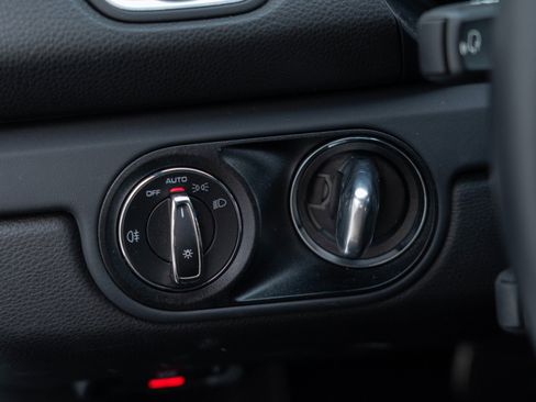 Certified 2025 Porsche 718 Cayman S image 28