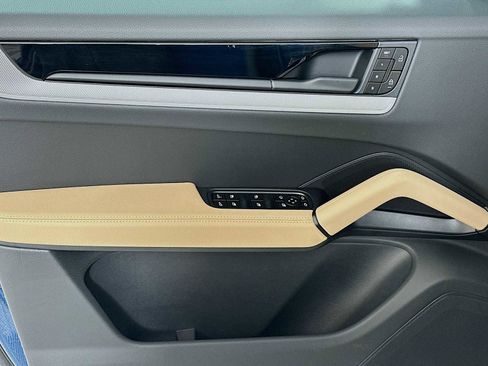 New 2026 Porsche Cayenne AWD/4WD image 11