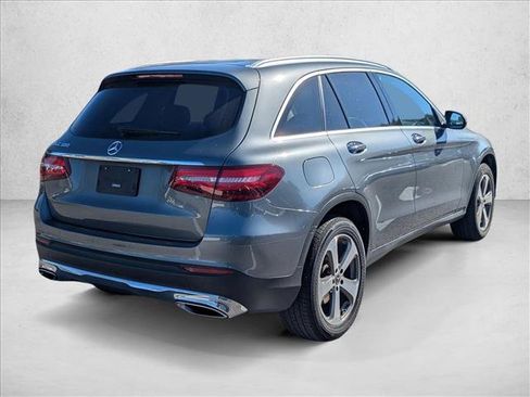 Used 2019 Mercedes-Benz GLC 300 image 5