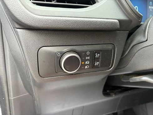 Used 2025 Ford Escape Active w/ Cold Weather Package AWD/4WD image 24