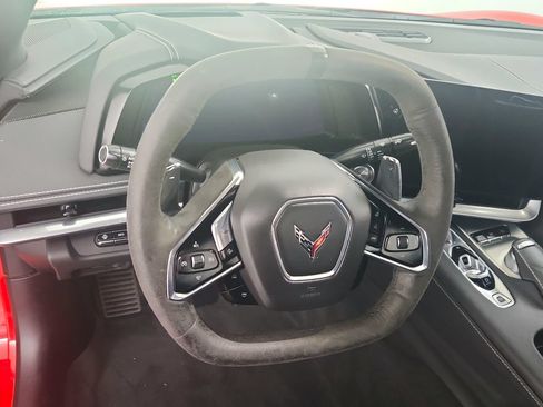 Used 2024 Chevrolet Corvette Stingray Preferred Conv w/ Z51 Performance Package RWD image 18