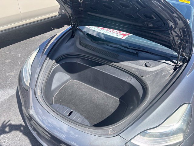 Used 2019 Tesla Model 3 Standard Range RWD image 11