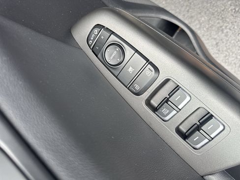 Used 2020 Kia Sportage S FWD image 12