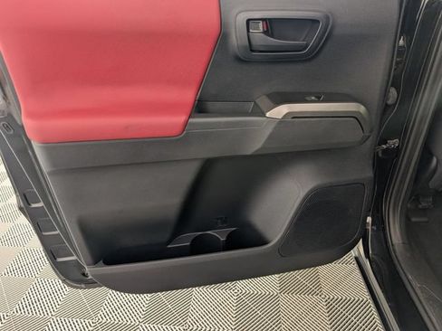 Used 2021 Toyota Tacoma SR5 RWD image 25