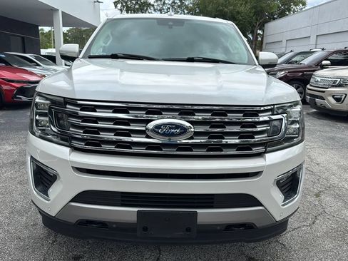Used 2018 Ford Expedition Limited w/ Equipment Group 302A AWD/4WD image 8