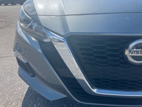 Used 2019 Nissan Altima 2.5 S FWD image 26