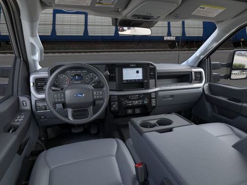 New 2026 Ford F250 XL AWD/4WD image 9