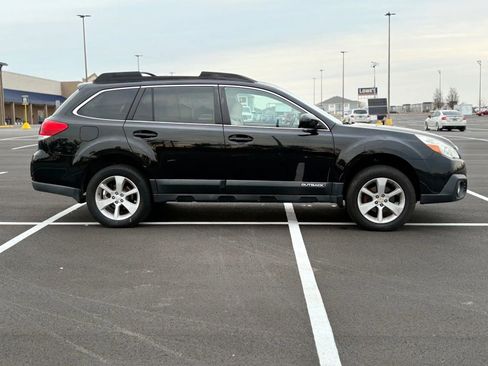 Used 2013 Subaru Outback 2.5i Premium w/ Popular Pkg 1B image 6