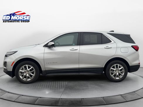 Certified 2022 Chevrolet Equinox LT image 2