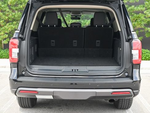 Used 2024 Ford Expedition Max XLT AWD/4WD image 10