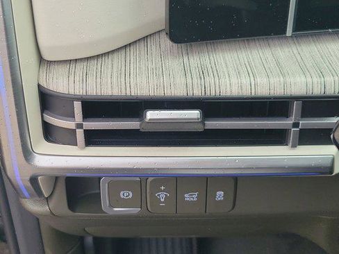 New 2025 Hyundai Santa Fe Calligraphy image 29