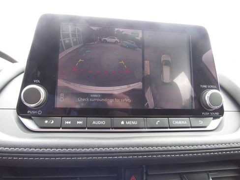 Used 2021 Nissan Rogue SV FWD image 28