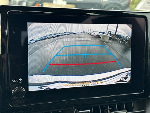 Used 2024 Toyota Corolla LE image 18