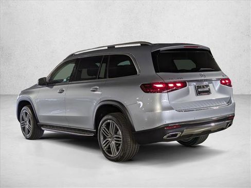 New 2026 Mercedes-Benz GLS 450 4MATIC image 9