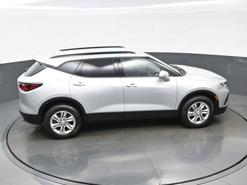 Used 2020 Chevrolet Blazer LT image 41