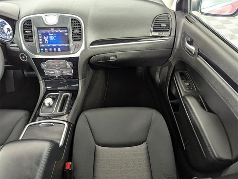 Used 2023 Chrysler 300 Touring image 16