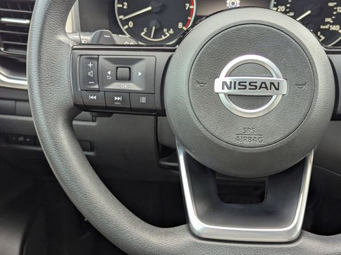 Used 2021 Nissan Rogue SV image 21