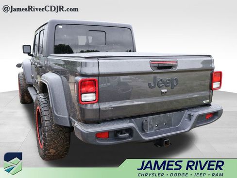 Used 2020 Jeep Gladiator Sport w/ Quick Order Package 24S AWD/4WD image 13