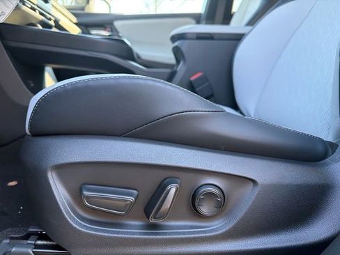 New 2026 Subaru Solterra Premium image 36