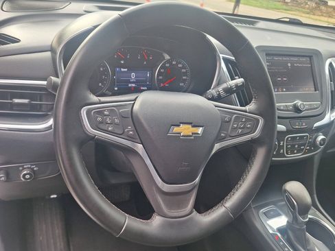 Used 2023 Chevrolet Equinox LT AWD/4WD image 9