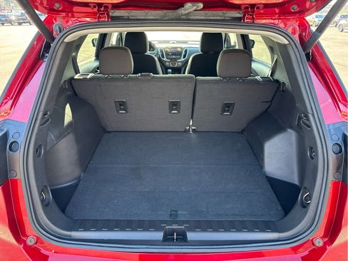 Used 2024 Chevrolet Equinox LT image 9