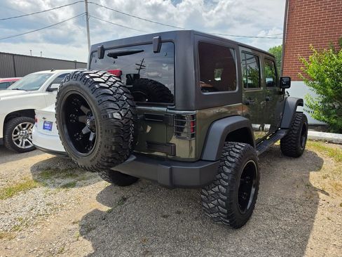 Used 2015 Jeep Wrangler Unlimited Sport AWD/4WD image 2