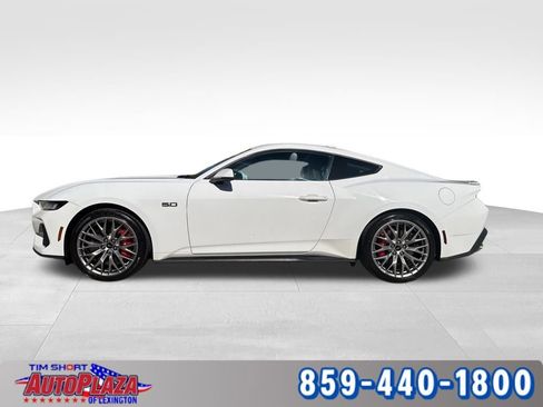 Used 2024 Ford Mustang GT Premium image 3