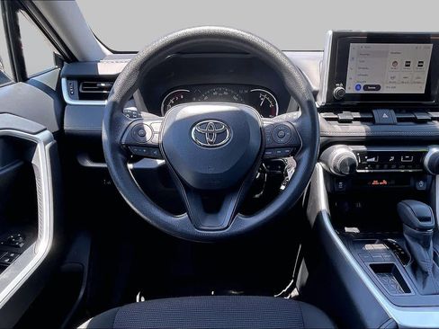 Certified 2025 Toyota RAV4 LE FWD image 5