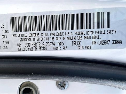 Used 2018 RAM 2500 SLT w/ Snow Chief Group AWD/4WD image 19