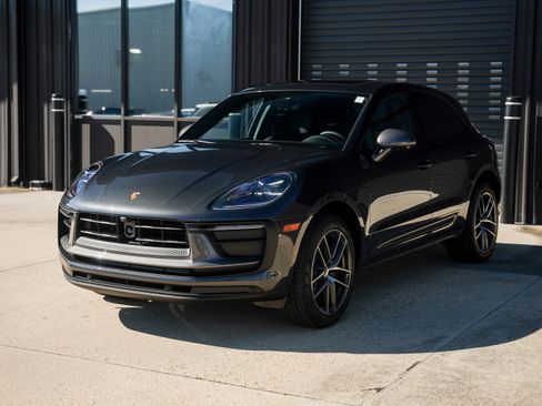 New 2026 Porsche Macan Turbo image 8