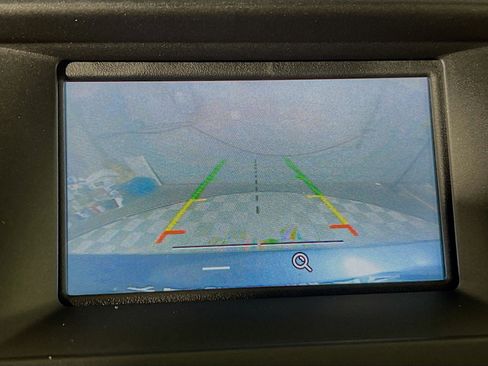 Used 2018 Ford Edge SE image 27