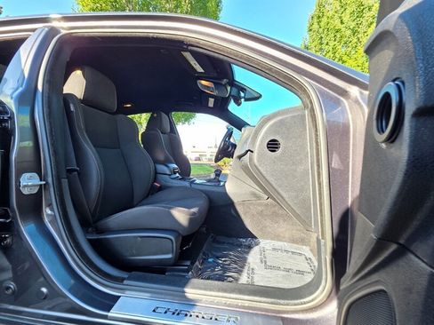 Used 2019 Dodge Charger R/T w/ Stars & Stripes Edition RWD image 14