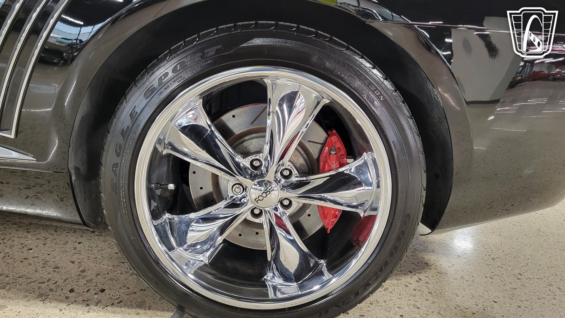 Used 2010 Chevrolet Camaro SS w/ RS Package RWD image 6